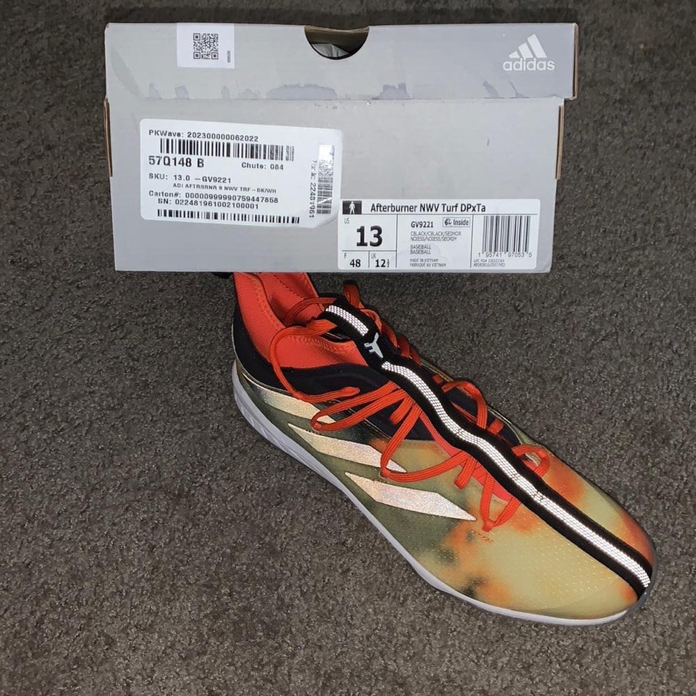 (DS) Size 13 Afterburner NWV Turf DPxTa